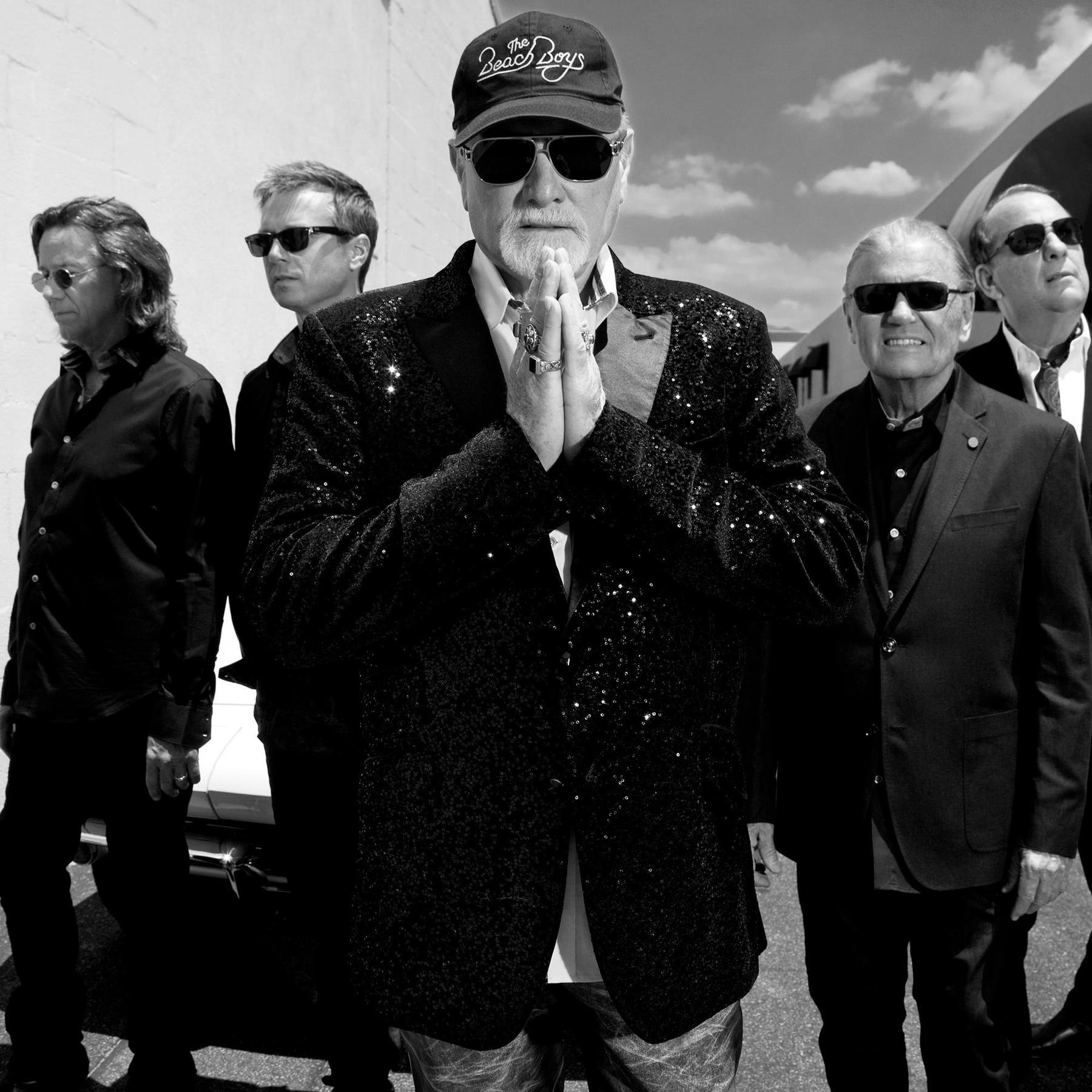 Beach Boys – Namaste – Fine-Art-Fotografie von Udo Spreitzenbarth