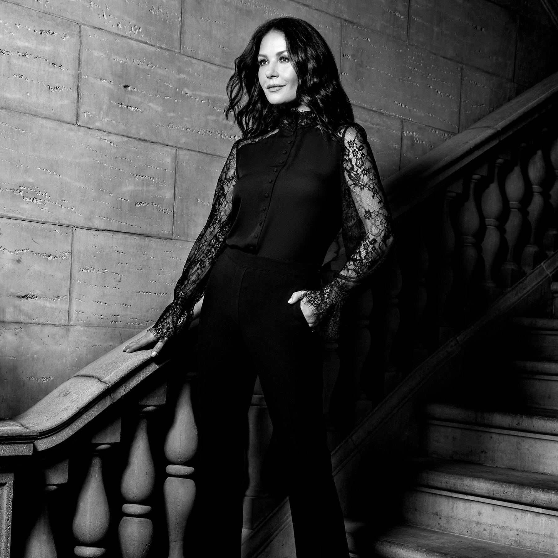 Catherine Zeta-Jones – The Mystery Of Grace – Fine art photography by Udo Spreitzenbarth