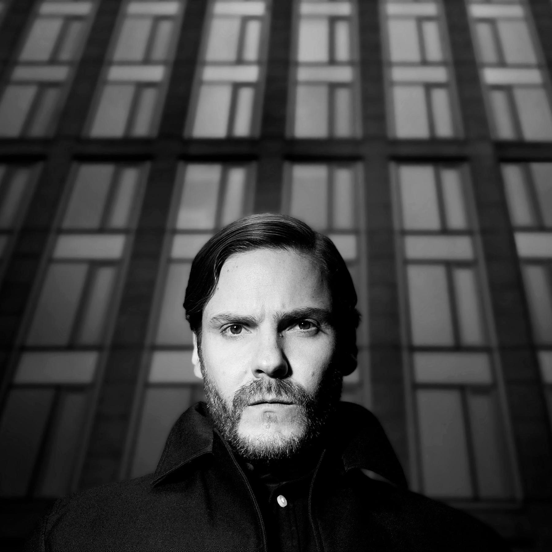 Daniel Brühl – Glorious Deception – Fine art photography by Udo Spreitzenbarth